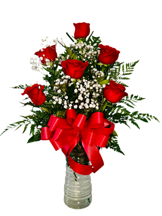 Half Dozen Red Roses in Elegant Glass Vase – Romantic Floral Arrangement